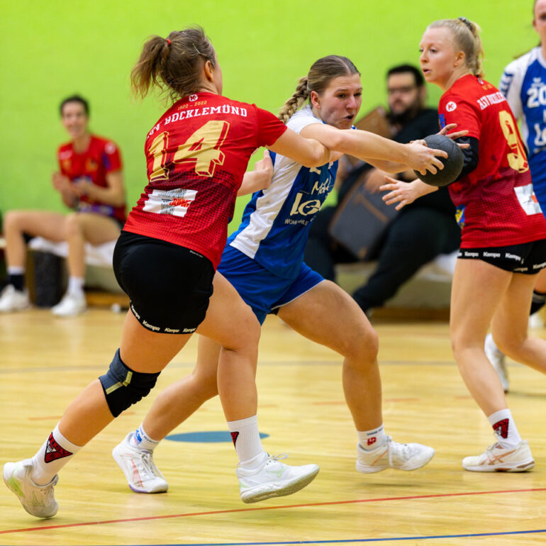 Spiel der 1. Damenmannschaft der HSG Refrath Hand