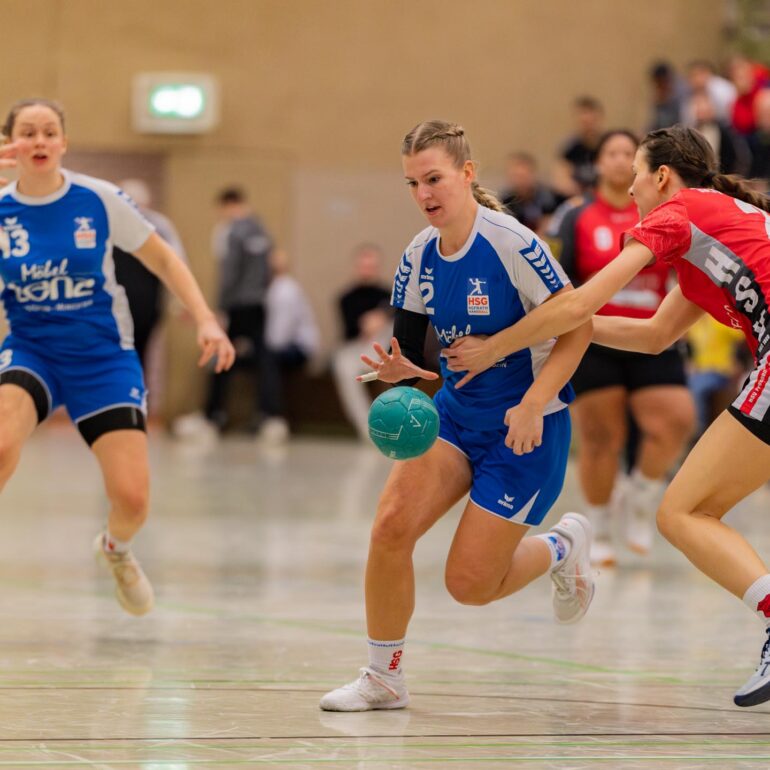 Spiel der 1. Damenmannschaft der HSG Refrath Hand