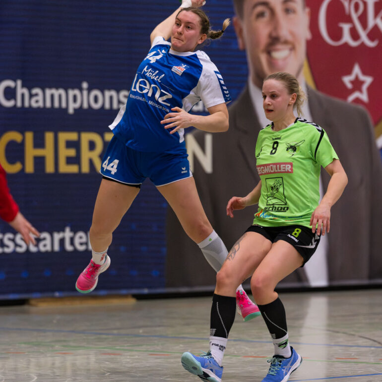 Spiel der 1. Damenmannschaft der HSG Refrath Hand