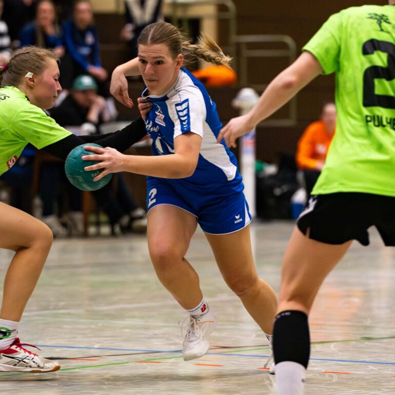 Spiel der 1. Damenmannschaft der HSG Refrath Hand